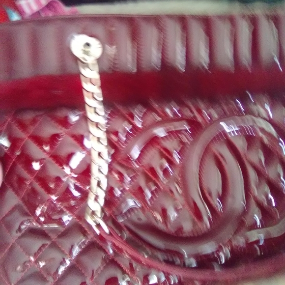 Red Chanel bag - Picture 6 of 6